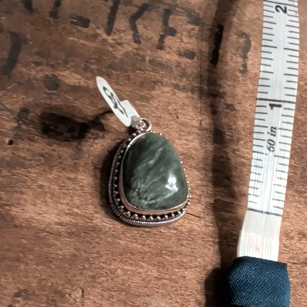 Sterling Silver Green Stone Pendant - Elegant Teardrop Design